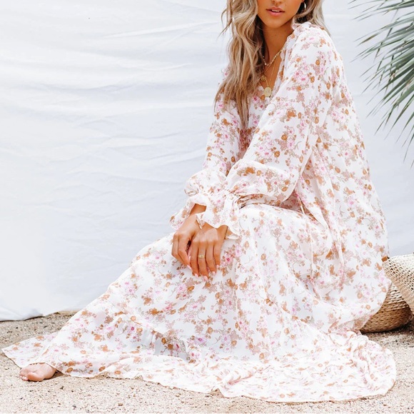 Vici Dresses & Skirts - Vici Prosperous Floral Chiffon Boho Maxi Dress Size Small